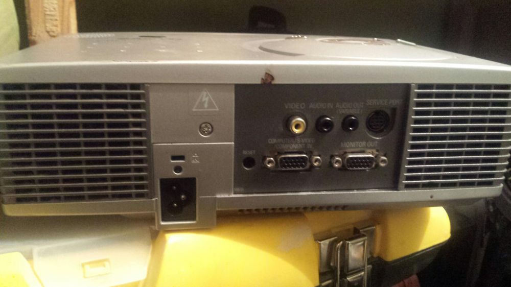 Projektor Sanyo .