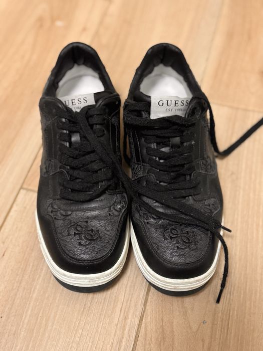 Кросівки Guess оригінал