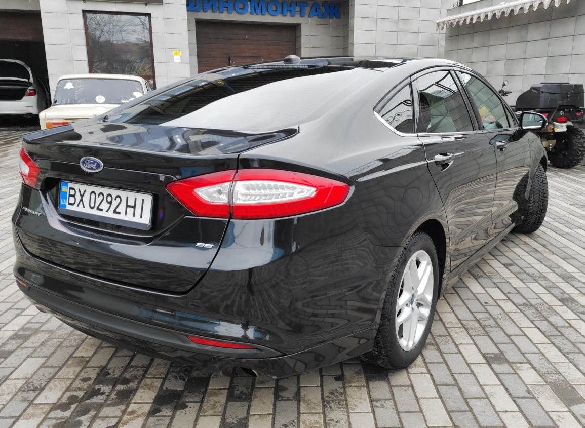 Ford fusion 2014 рік