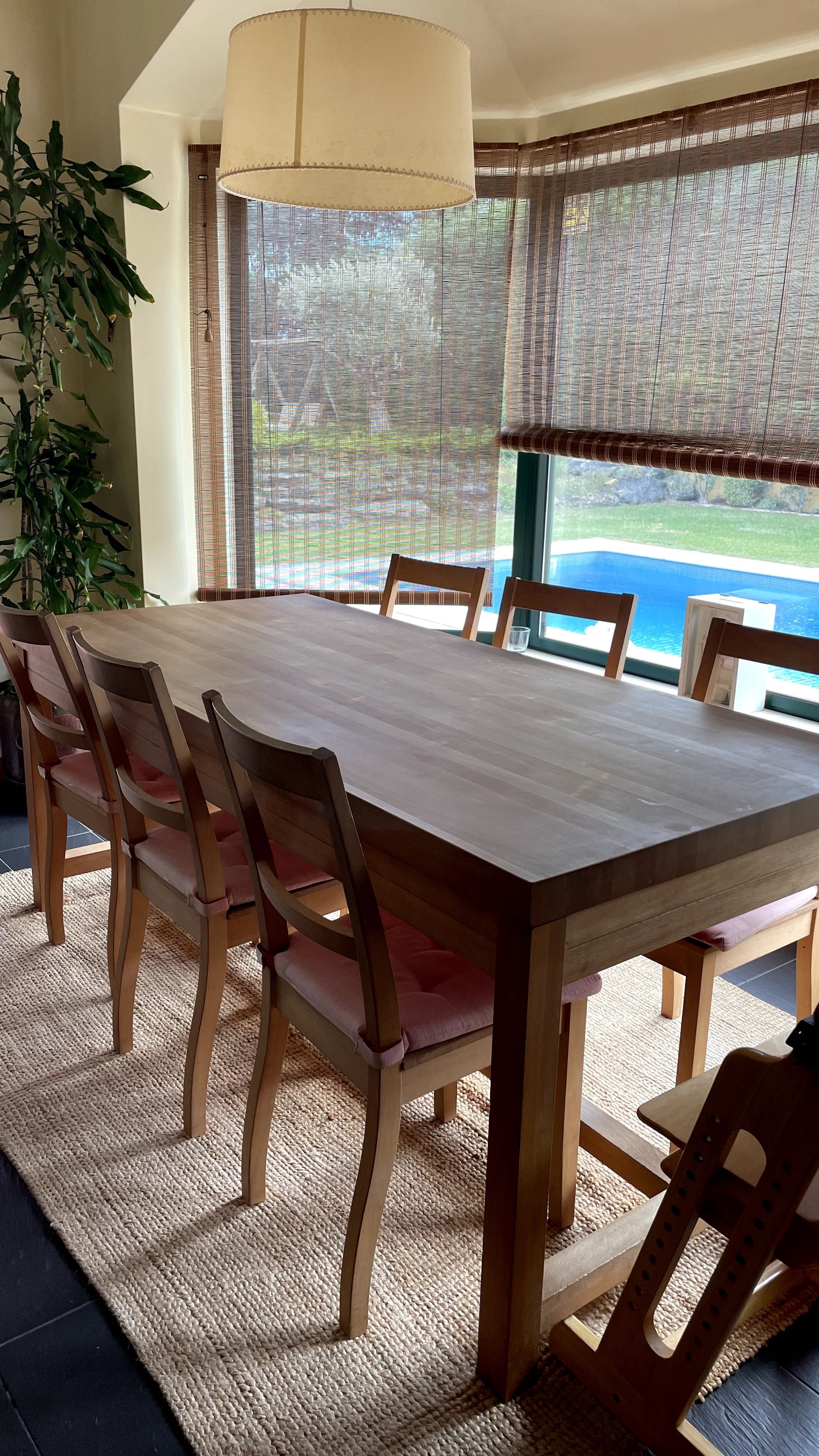 Mesa de madeira + 6 cadeiras
