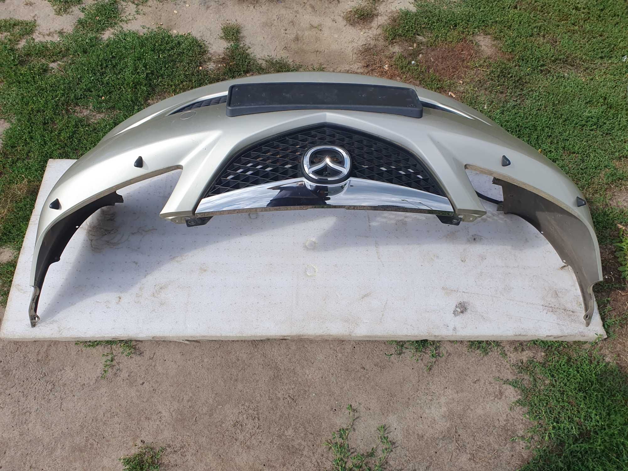 Zderzak przod przedni grill atrapa Mazda 6 GG lakier 12r