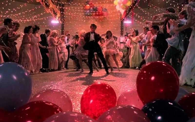 FOOTLOOSE A música está do teu lado (Kevin Bacon/Lori Singer/Dianne W)