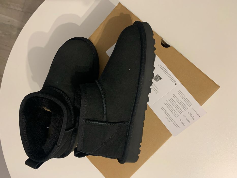 UGG CLASSIC угг угі  в наявності 36 по 39