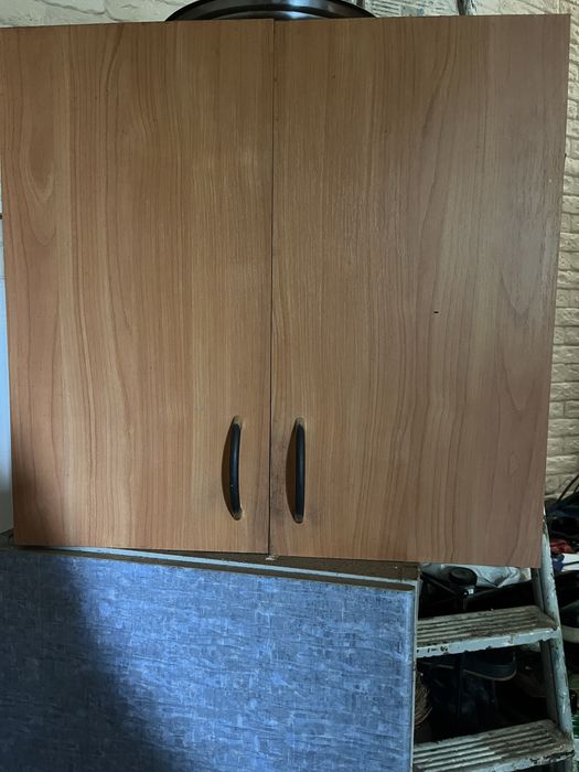 Шкафчик навесной