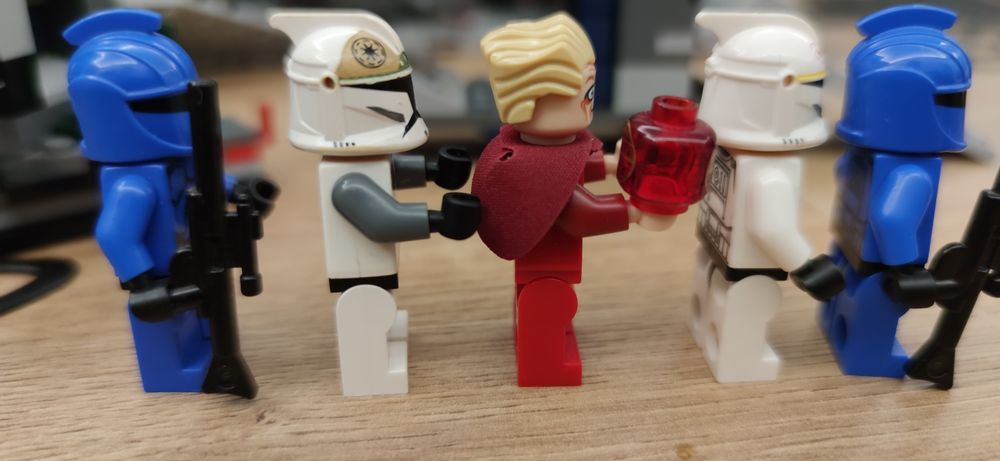 Lego Star Wars 8039 Venator Republic Attack Cruiser