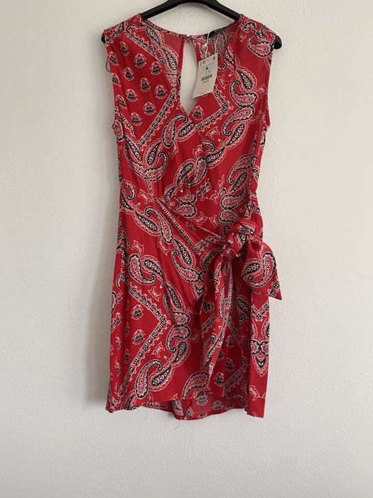 Bershka czerwona sukienka S paisley – nowa z metką