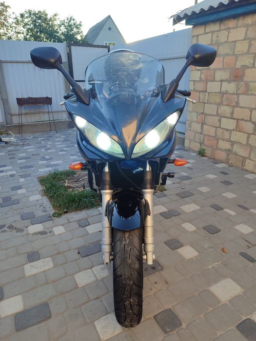 Ямаха Файзер FZ6