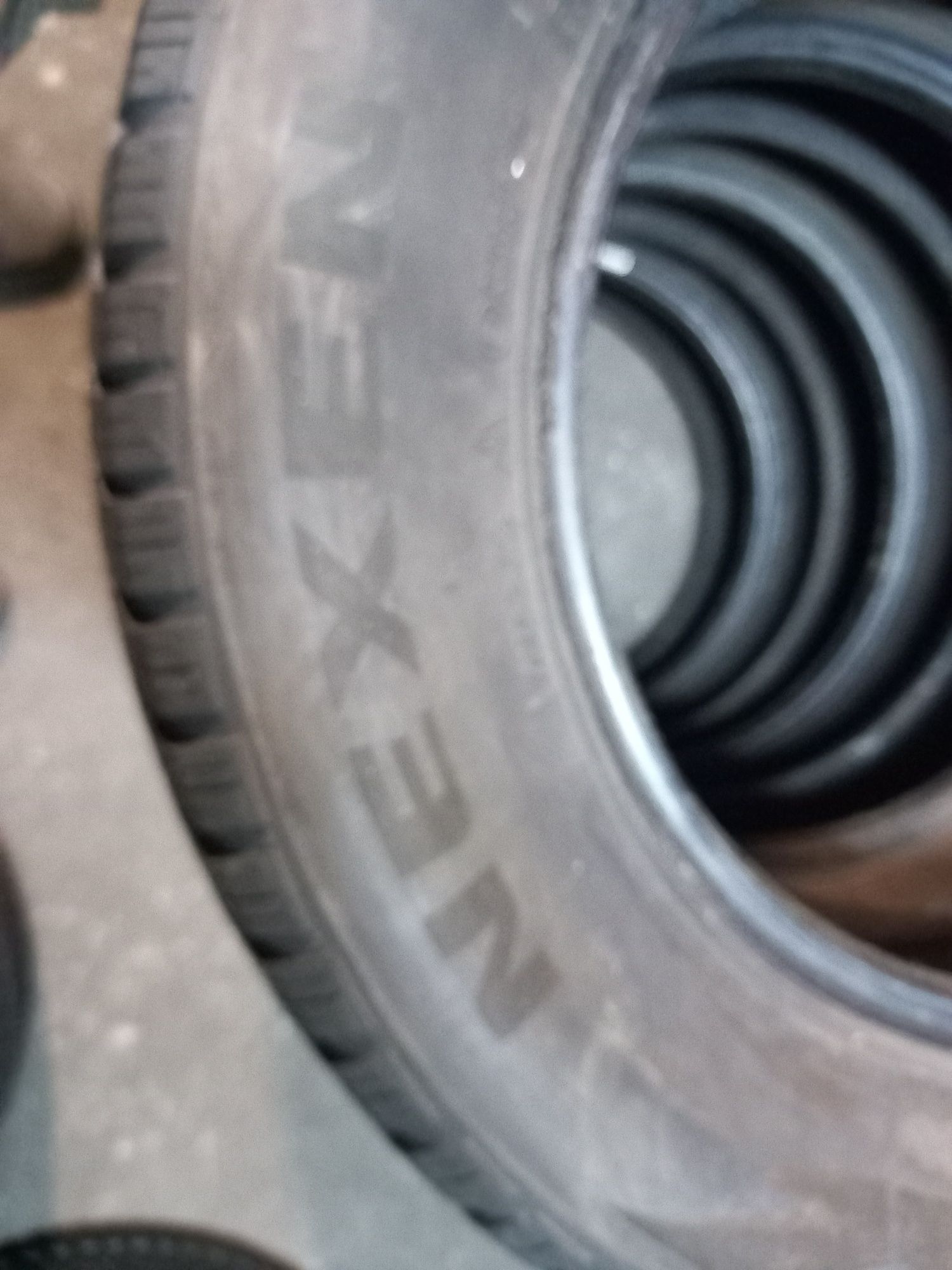Opony używane 215/65/16 nexen 4x7 mm 2021 rok prod
