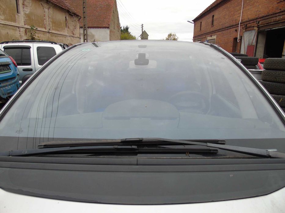 citroen C4 picasso szyba przednia