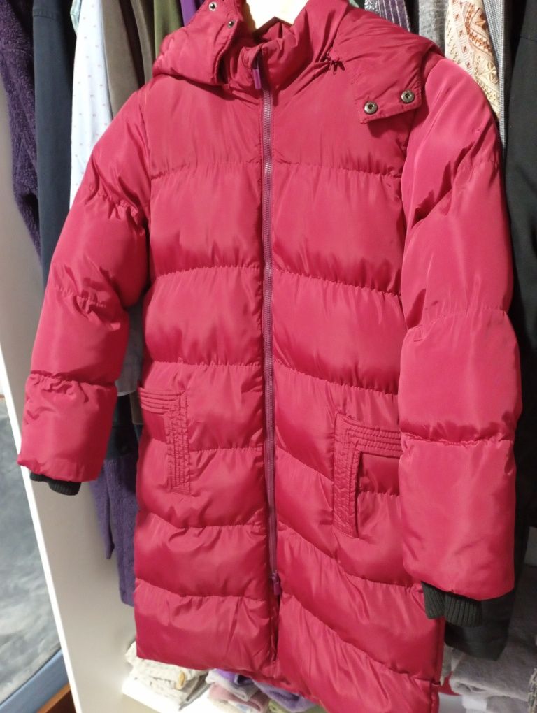 Куртка дитяча на 8 р.пальто,курточка,пуховик,зима,довга
