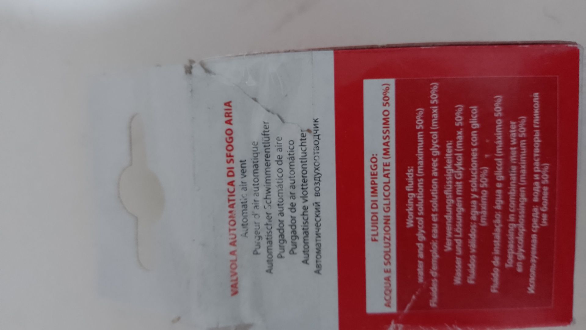 Odpowietrznik automatyczny 1/2" firmy Giacomini.

Odpowietrznik nowy n