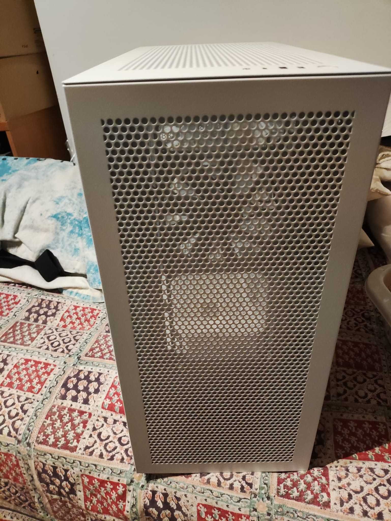 NZXT H7 Flow White