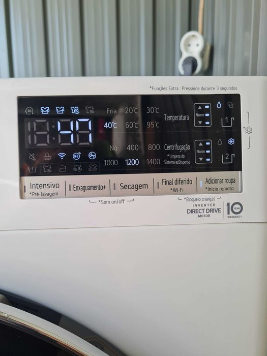 Máquina de Lavar (9kg) e Secar (6kg) roupa LG como nova