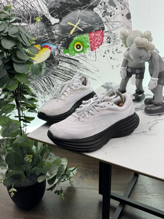 Кросівки Hoka Bondi 8 39 розмір Е6699