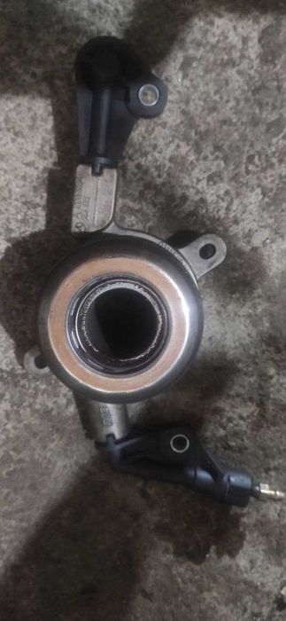 Робочий циліндр щеплення в зборі з вижимним підшипником Mercedes