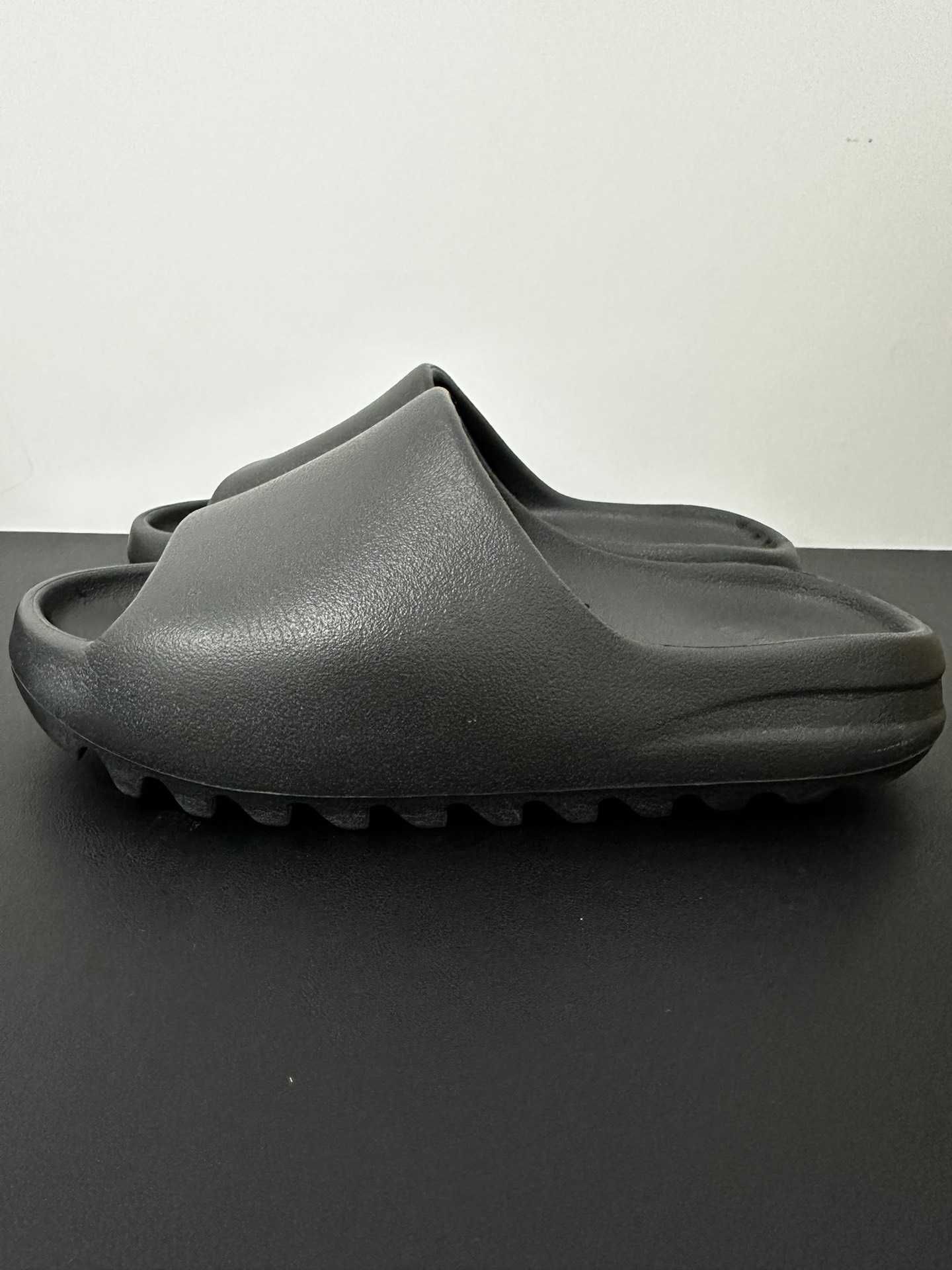 YeezyBoostSlide*Adidas OnyxUnisexTrampki r.41