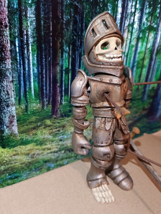 Скелет в обладунках. Лицар