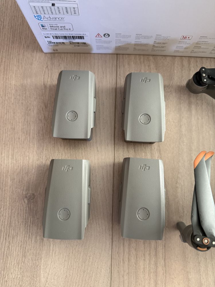 DJI AIR 2S Fly More Combo