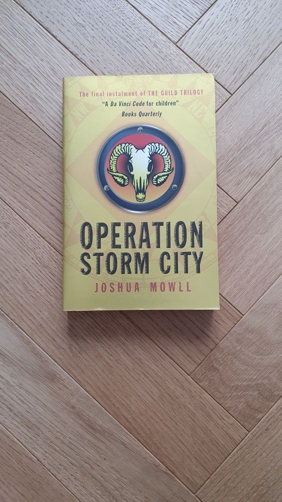 Książka Operation storm city Joshua Mowll, stan idealny