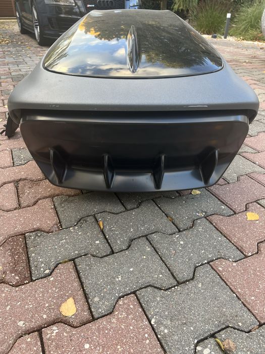 Bagażnik dachowy box Mercedes AMG plus relingi dachowe do S-klasa w222