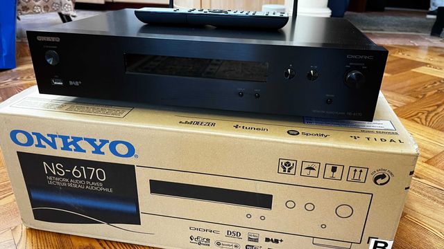 Odtwarzacz sieciowy ONKYO NS-6170 w "stanie sklepowym" sprzedam