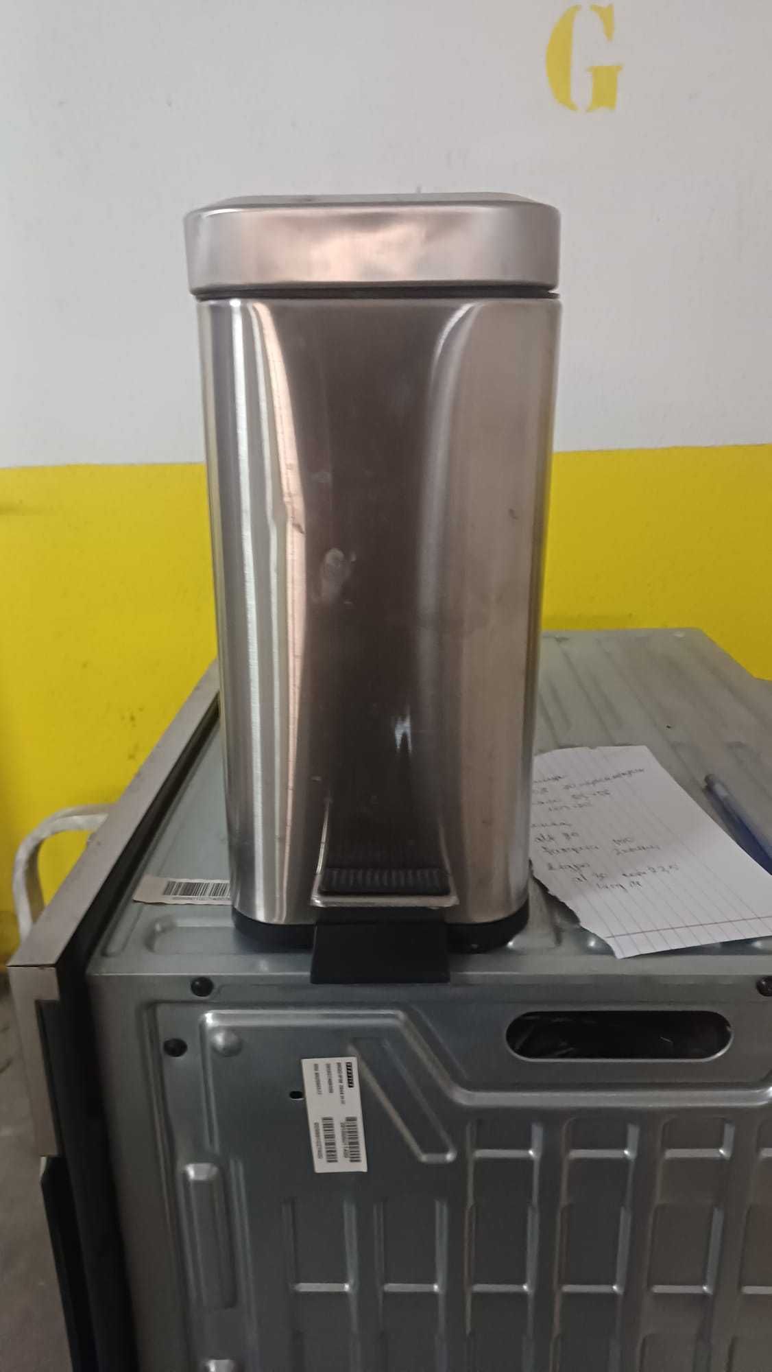 Balde inox 5L c/ tampa e pedal retangular