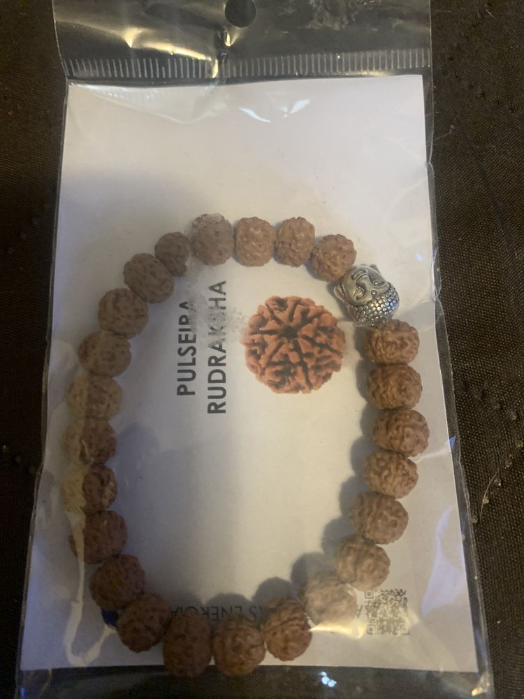 Pulseiras de rudraksha estado novo