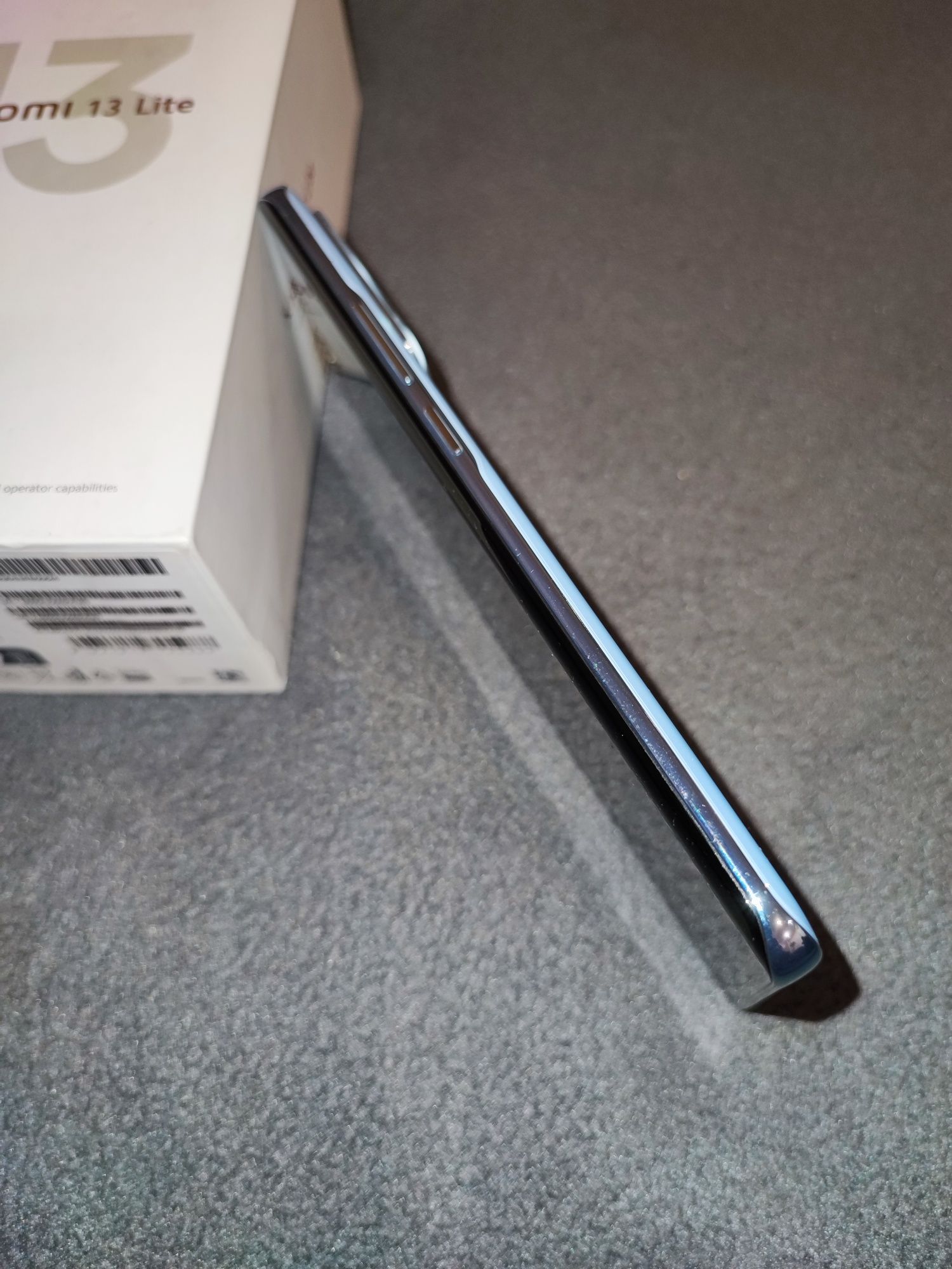 Xiaomi 13 lite 16/128  (8+8)