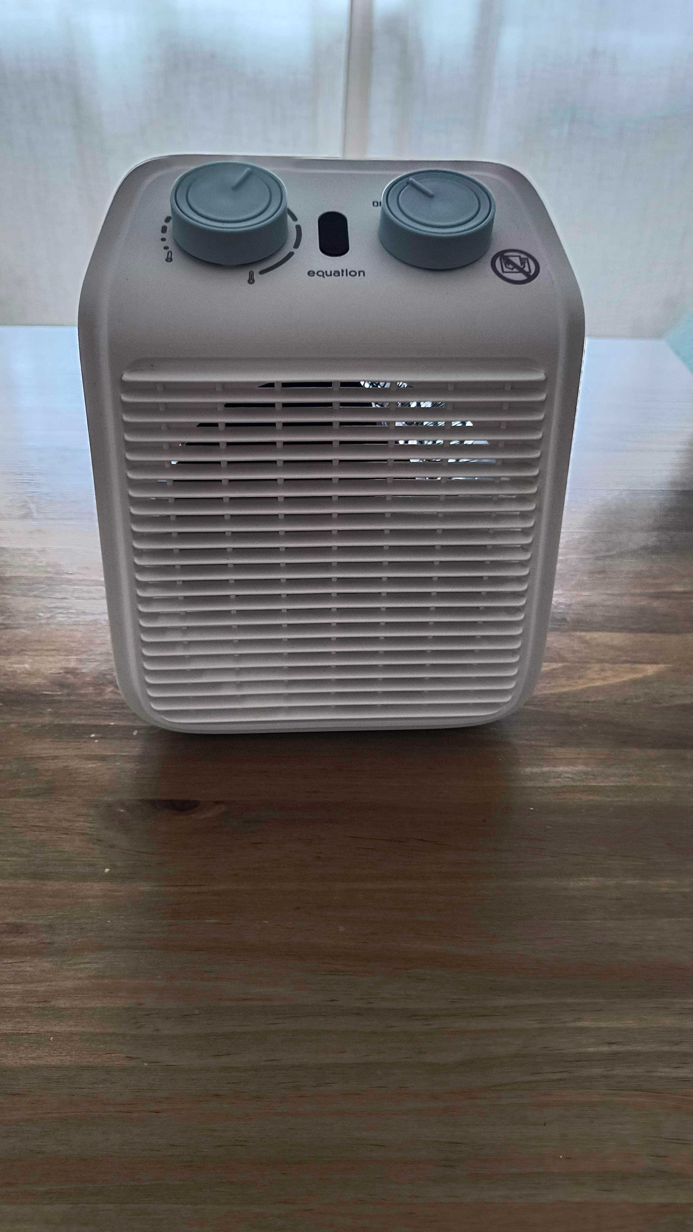Termoventilador vertical EQUATION FIVE2 2000W LAGUNA VERDE - Como novo