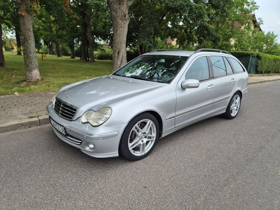 Mercedes-Benz Klasa C C320 LIFT 3.0 V6 Diesel 224KM SPORT Avantgarde