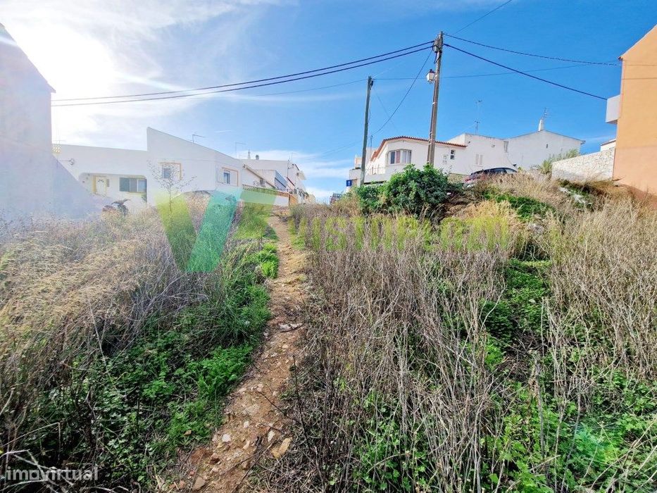 Lote com Projeto para Moradia Bifamiliar, Calvário-Estômbar