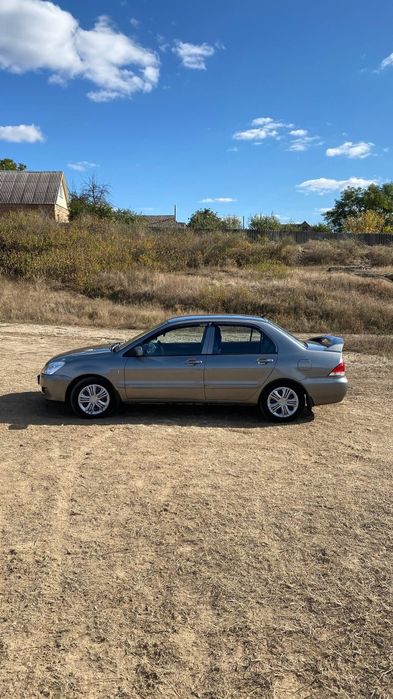 Мітсубіші Ланцер 9