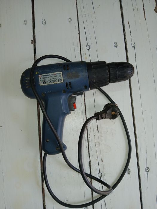 Мережевий шурупокрут VORSKLA б/у