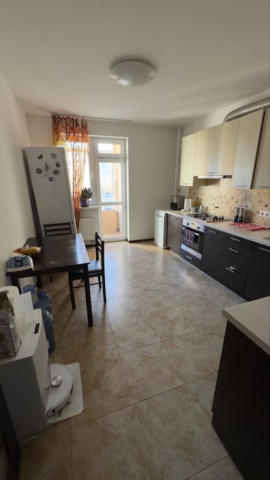 Оренда ізольованої кімнати Мазепи Спартак трц