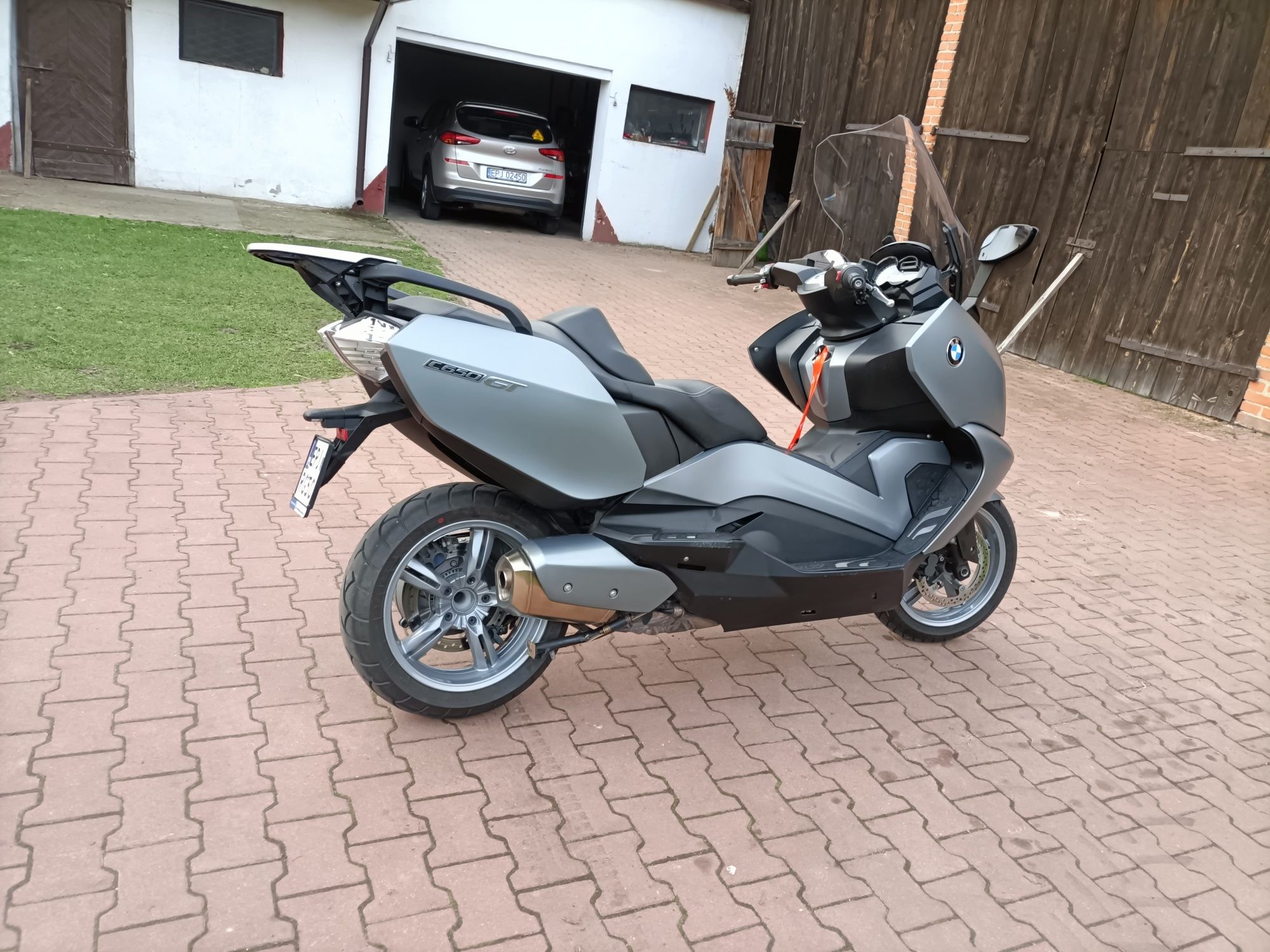 BMW C 650 GT niski przebieg 18 tys km stan BDB