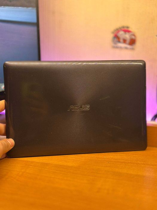 Asus T100 Windows 10