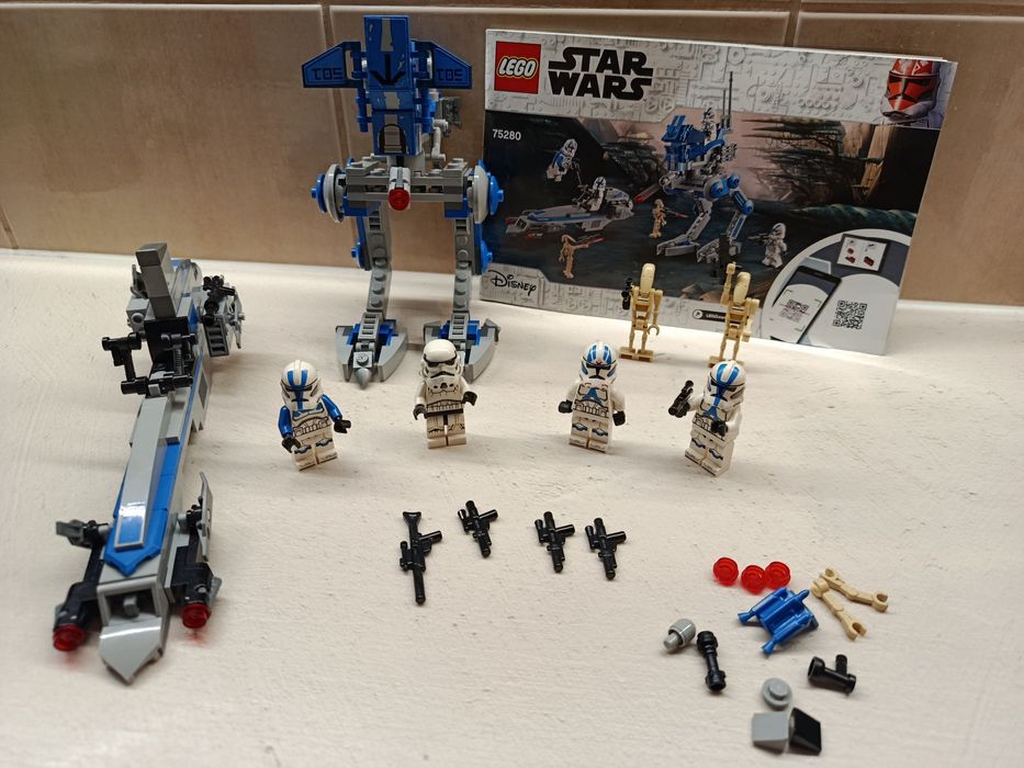 Lego 75280 Żołnierze klony z 501 legionu Star Wars UWAGA bez 1 klona