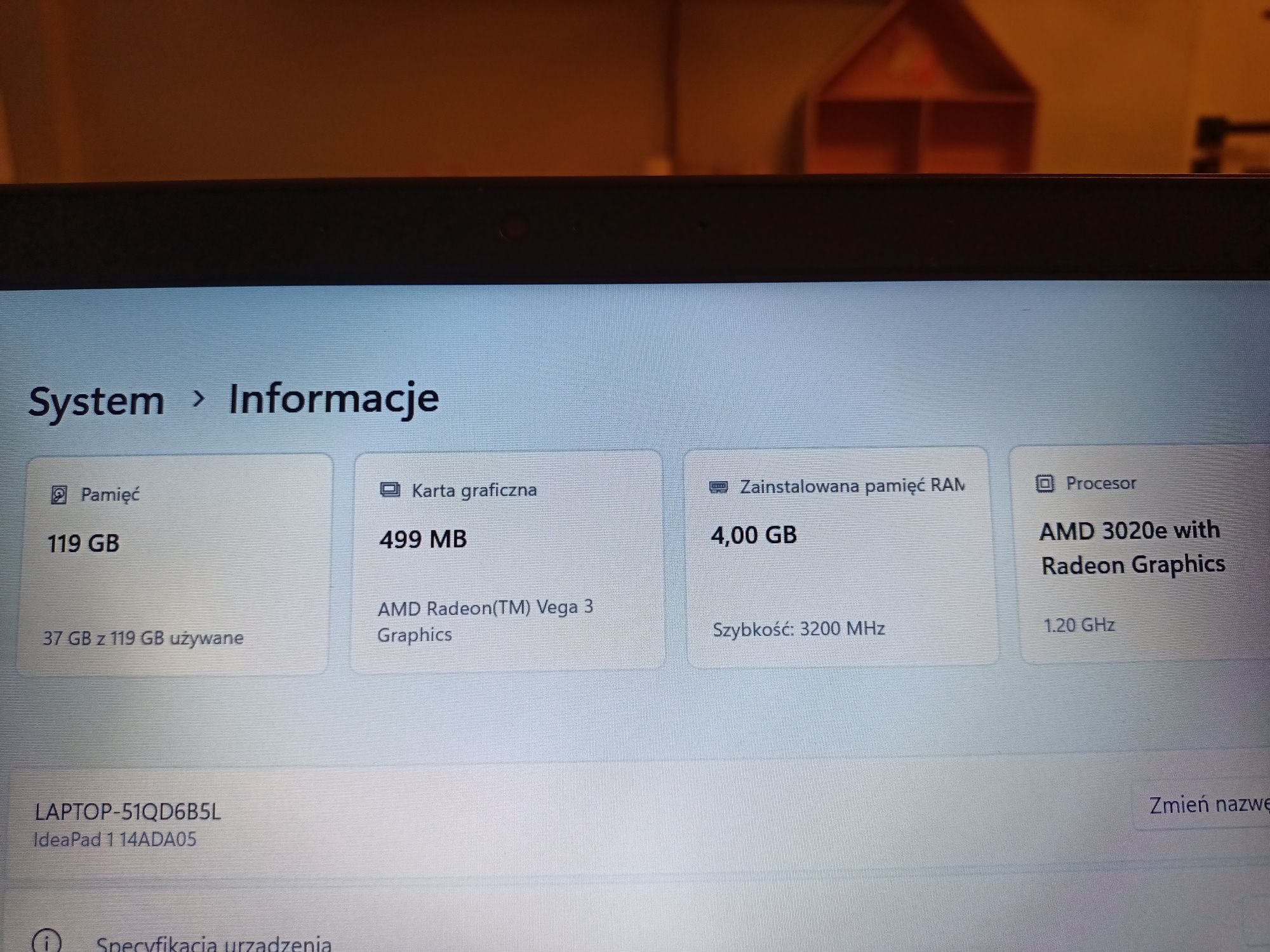 Laptop Lenovo IdeaPad 1