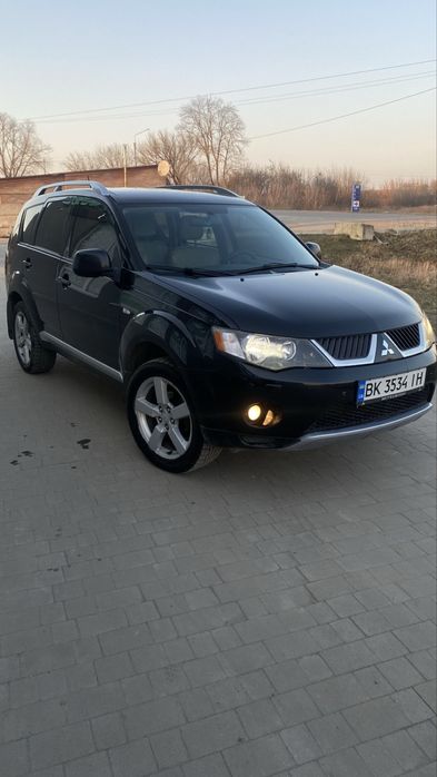 Продам Мітсубісі аутлендер XL2.4