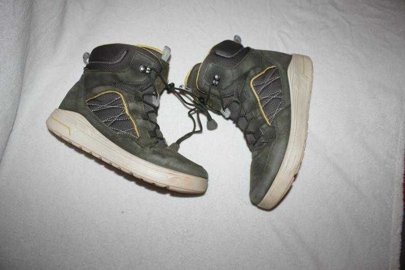 Чоботи фірми eco 39 розміру за устілкою 25 см.