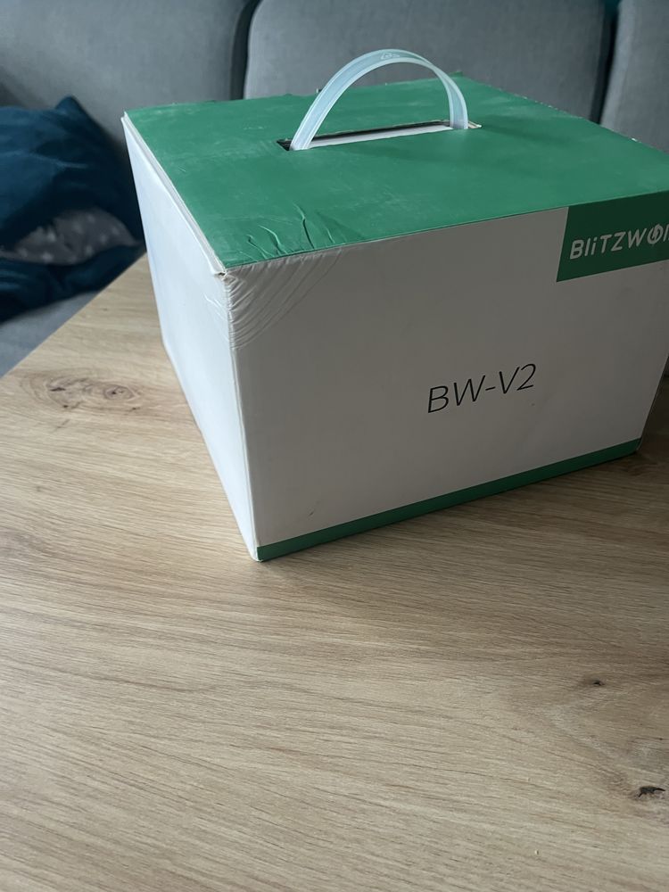 Projektor Blitzwolf BW-V2 stan bdb