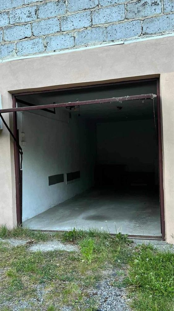 Garaż murowany do wynajęcia - Krynica, Czarny Potok