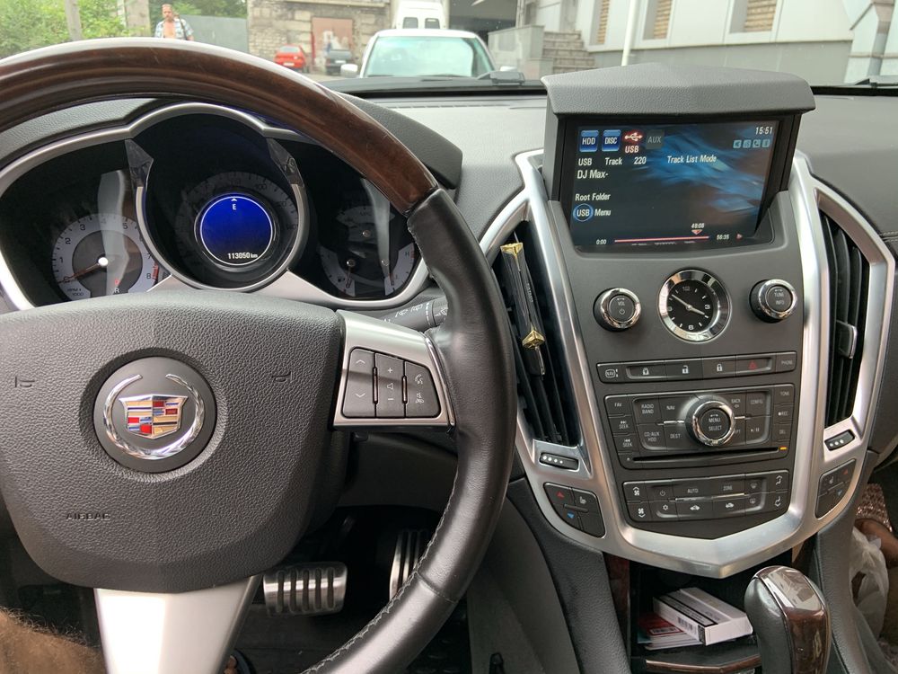 Продам Cadilac SRX в гарному стані