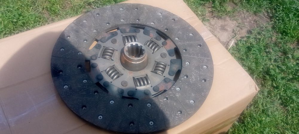 Продам диск щепленя ЗІЛ 130 + вижимний подшипник