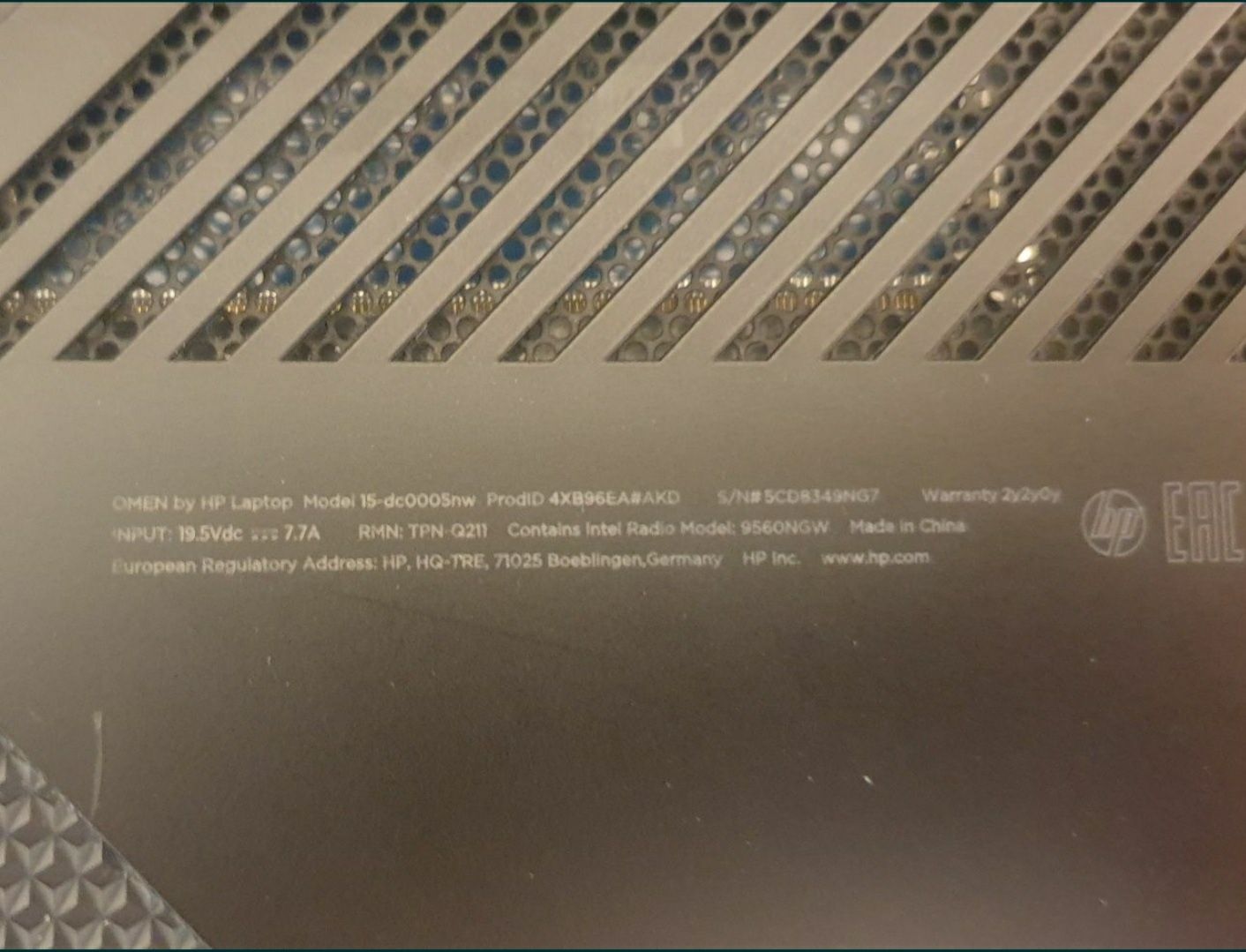 Sprzedam uszkodzona plyta główna z gamingowego laptopa HP Omen 15