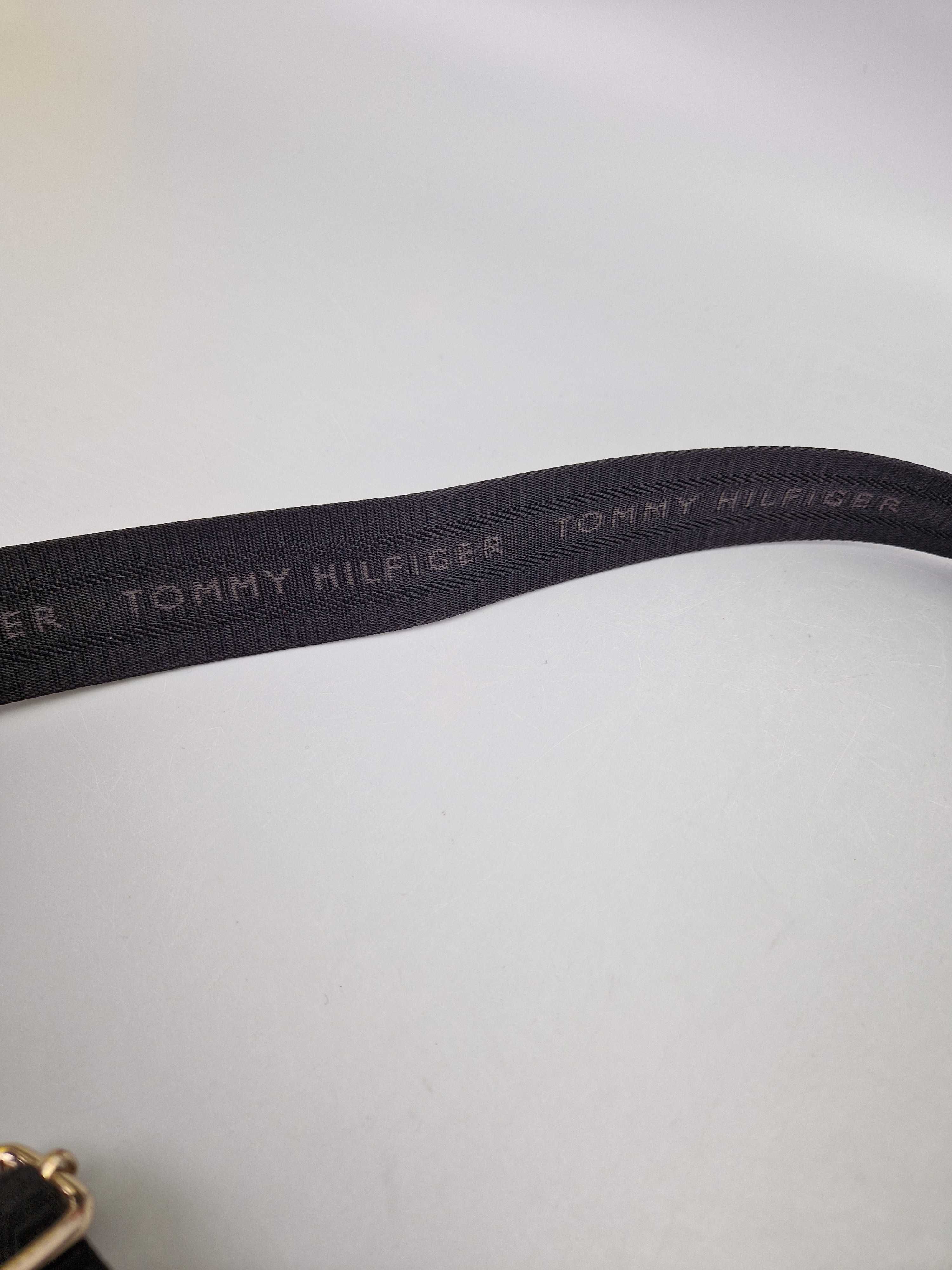 Torebka Listonoszka TOMMY HILFIGER