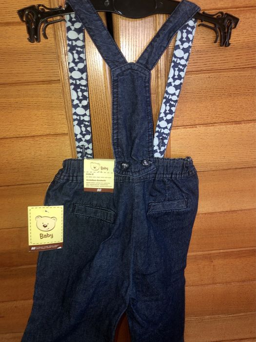 Джинсы на подтяжках на девочку 1-2 года