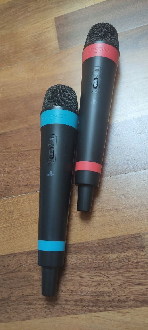 Zestaw do Sing Star mikrofony  bezprzewodowe  odbiornik

2 mikrofony
o