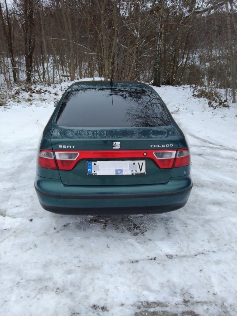 Sprzedam samochód seat toledo 2