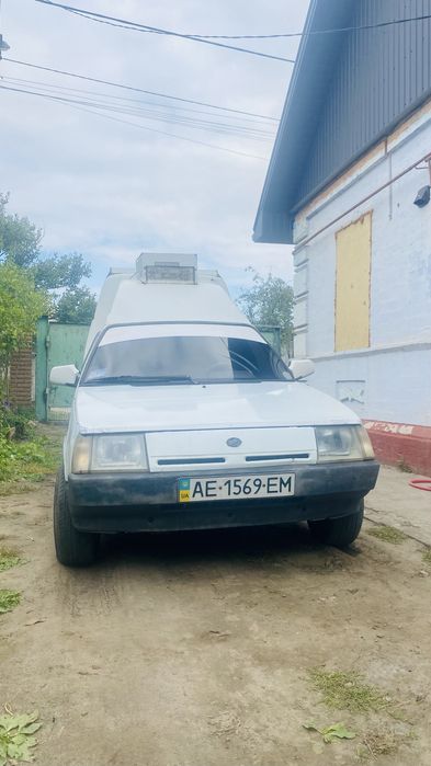 Продам Таврию 1.2 холодильник